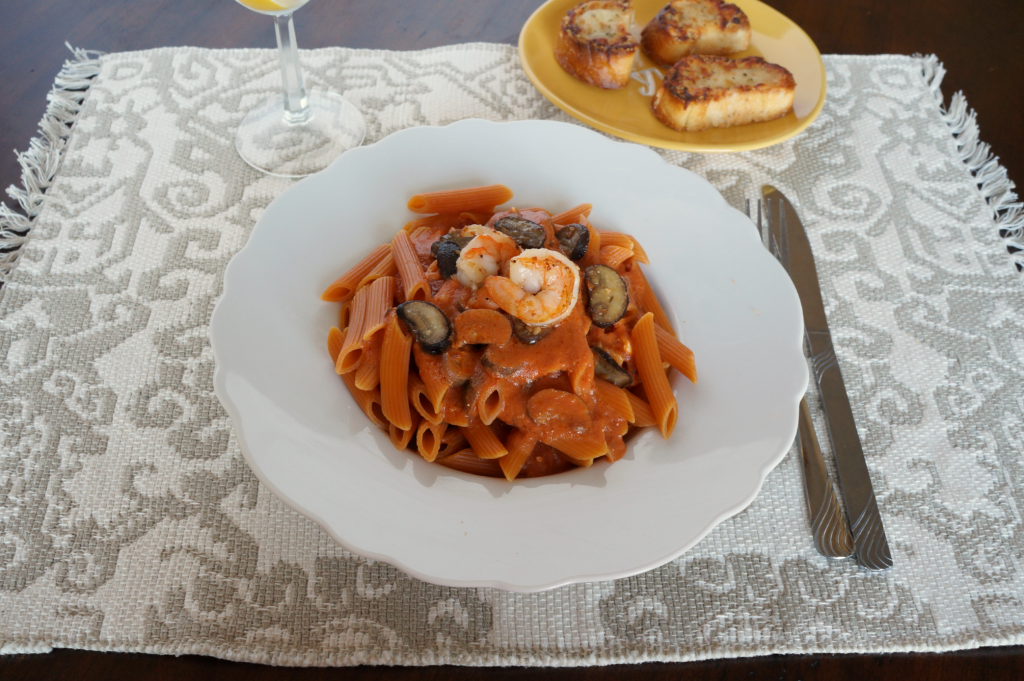 creamy shrimp and mushroom pasta | The Baking Fairy