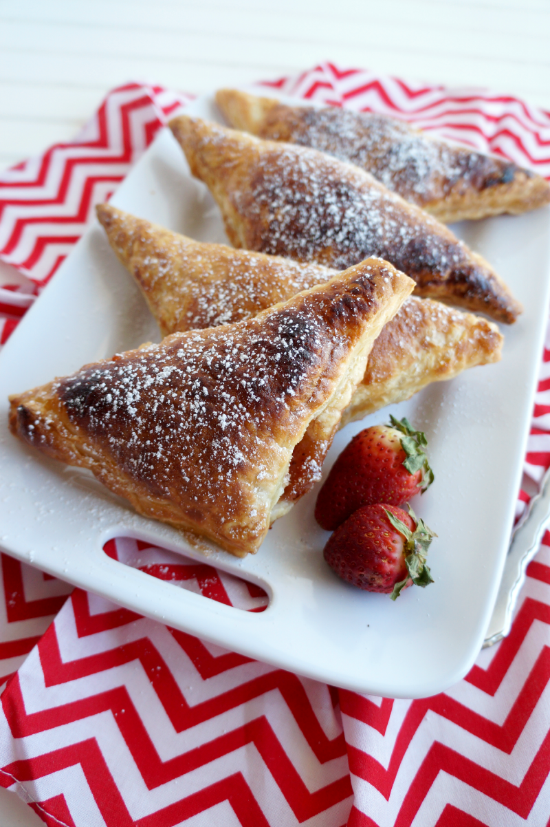 2-ingredient strawberry turnovers | The Baking Fairy