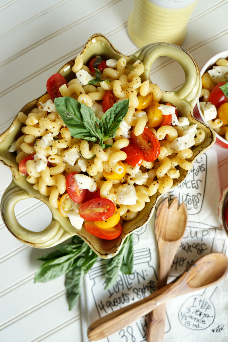 caprese pasta salad | The Baking Fairy