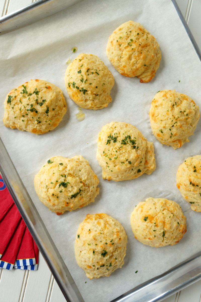 copycat Red Lobster biscuits | The Baking Fairy