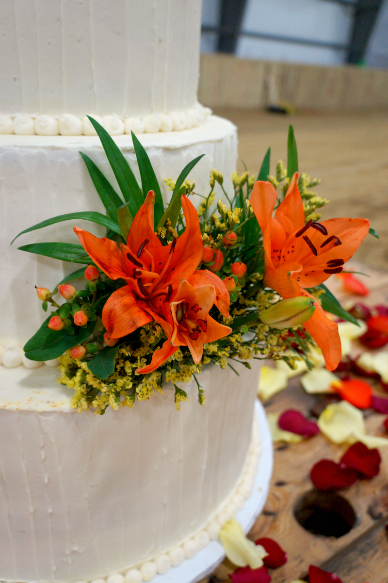 autumnal wedding cake | The Baking Fairy
