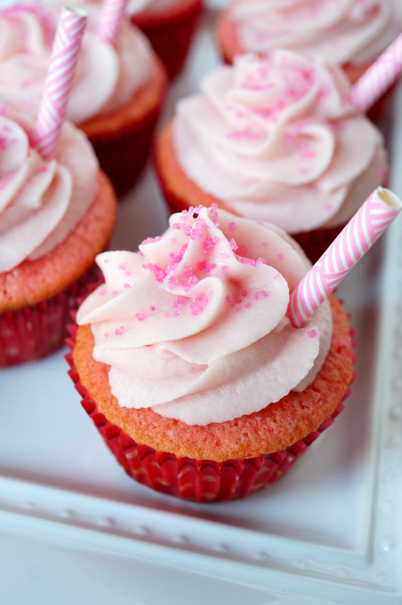 strawberry milkshake cupcakes {small batch} | The Baking Fairy