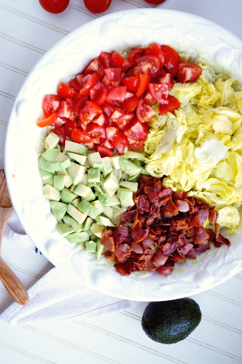 BLT pasta salad with avocado dressing | The Baking Fairy