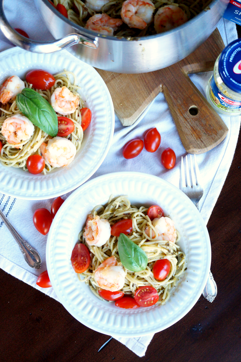 one-pot shrimp pesto spaghetti | The Baking Fairy