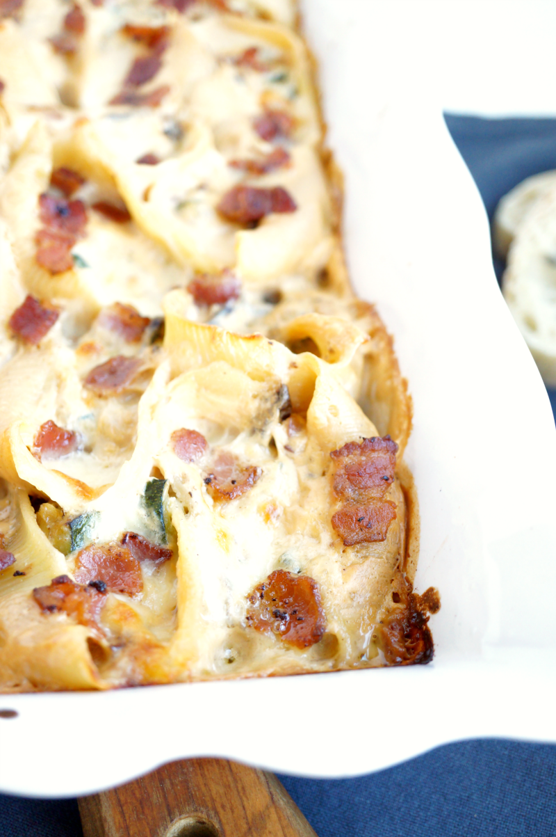 veggie alfredo stuffed shells with bacon | The Baking Fairy