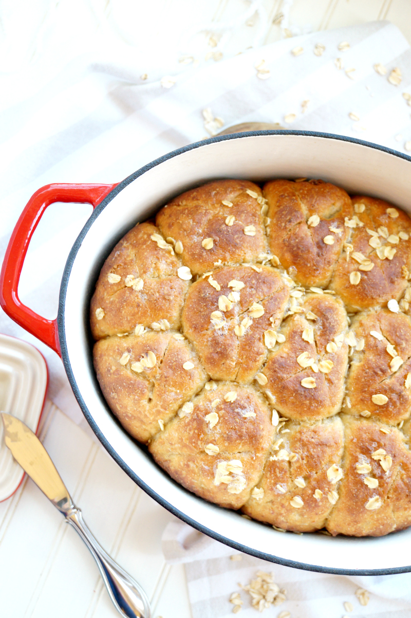 no-knead oatmeal rolls | The Baking Fairy