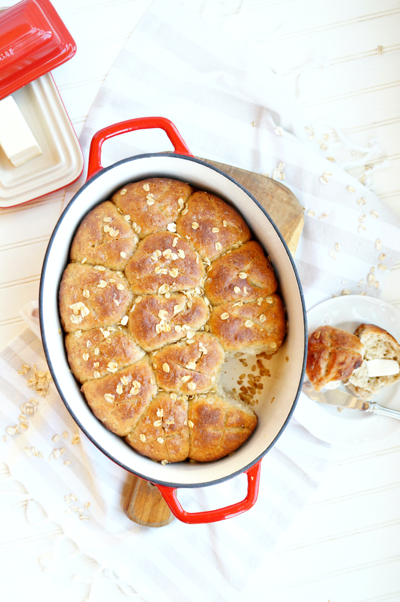 no-knead oatmeal rolls | The Baking Fairy