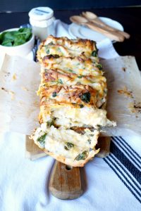 chicken spinach artichoke pull-apart bread | The Baking Fairy