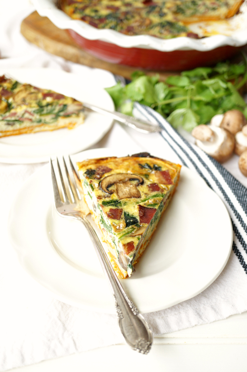 spinach, mushroom, and bacon sweet potato crust quiche | The Baking Fairy