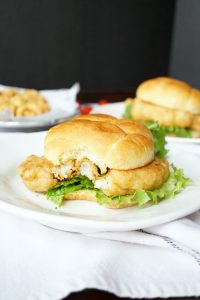 vegan cauli-fil-a sandwiches | The Baking Fairy