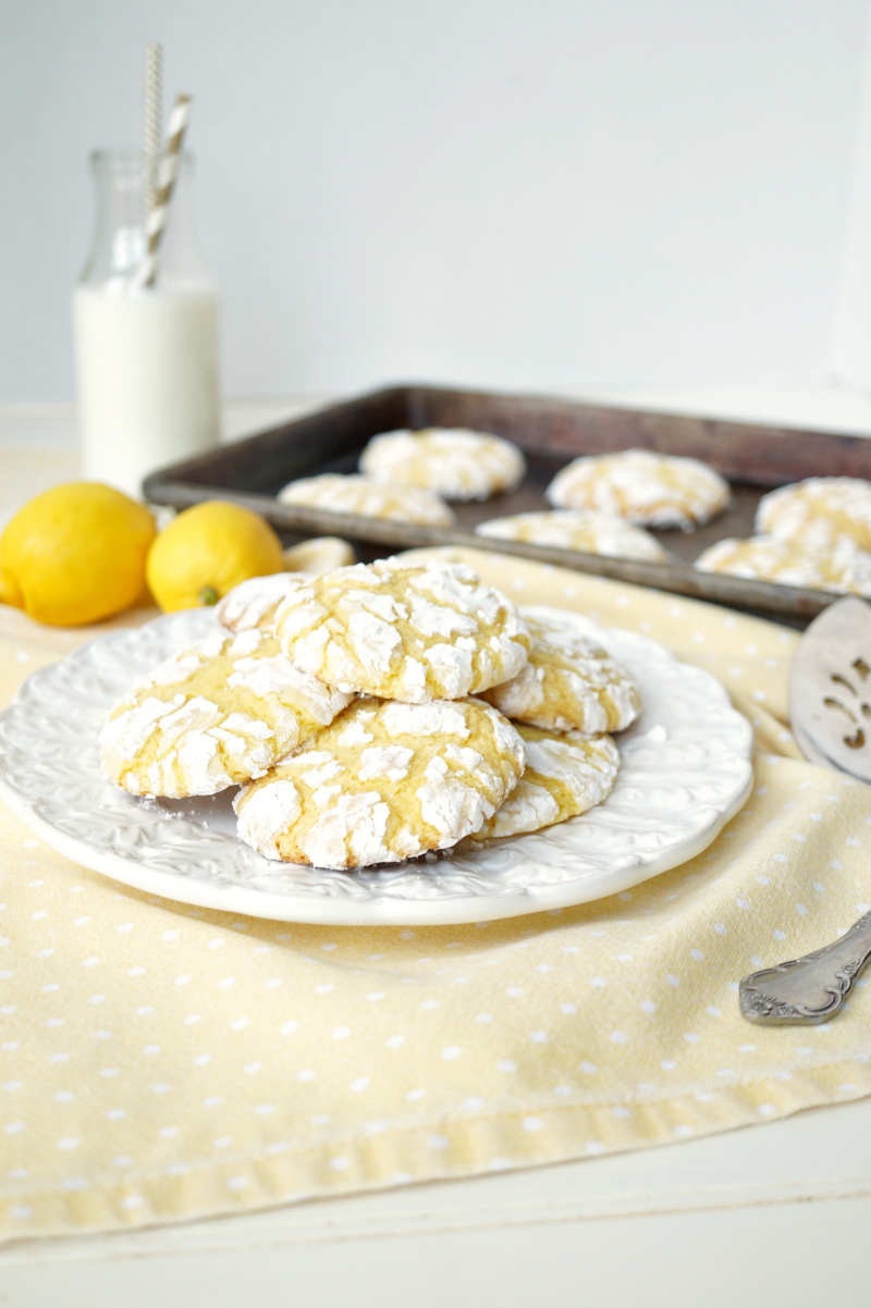 lemon cake mix crinkle cookies | The Baking Fairy