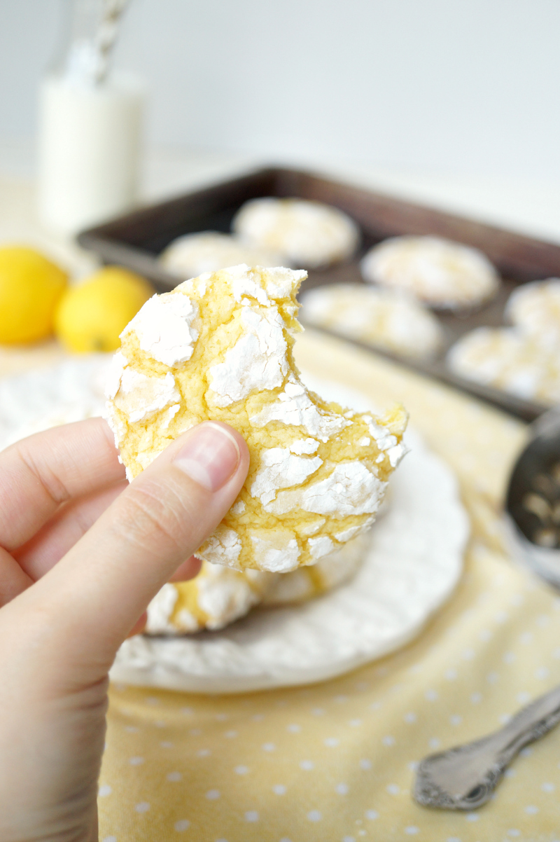 lemon cake mix crinkle cookies | The Baking Fairy