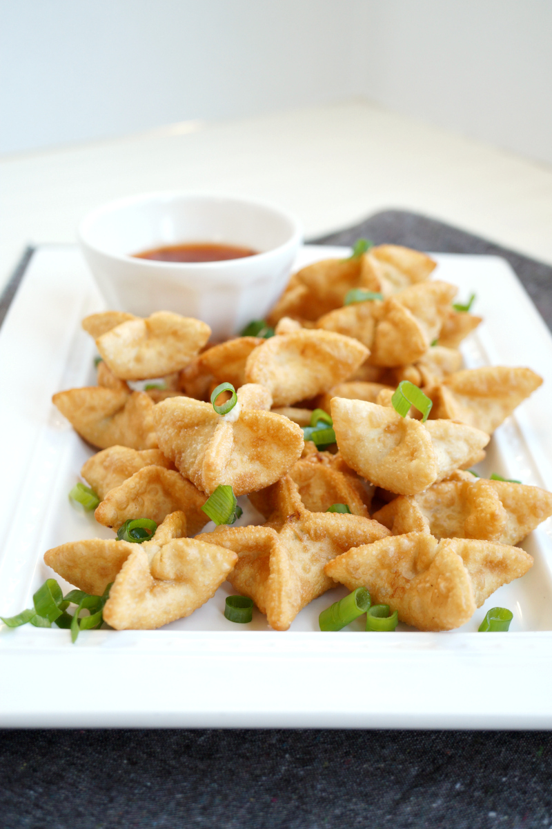 vegan crab cream cheese wontons | The Baking Fairy