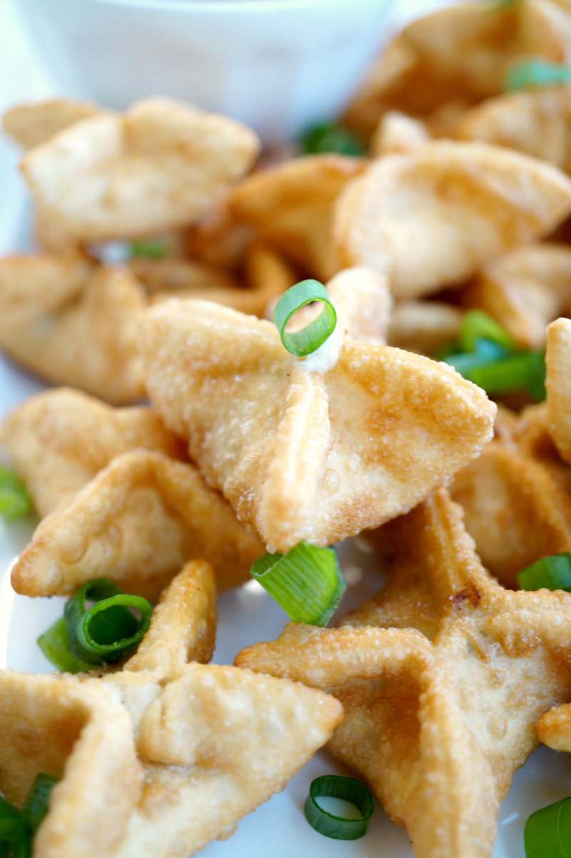 vegan crab cream cheese wontons | The Baking Fairy