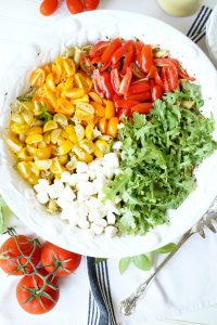 tomato & mozzarella pesto pasta salad | The Baking Fairy