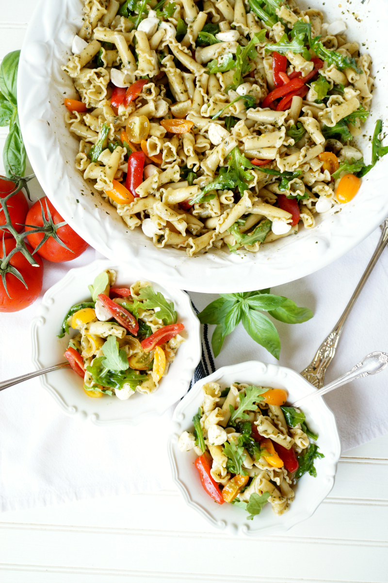 tomato & mozzarella pesto pasta salad | The Baking Fairy