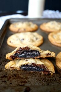 vegan oreo-stuffed chocolate chip cookies | The Baking Fairy