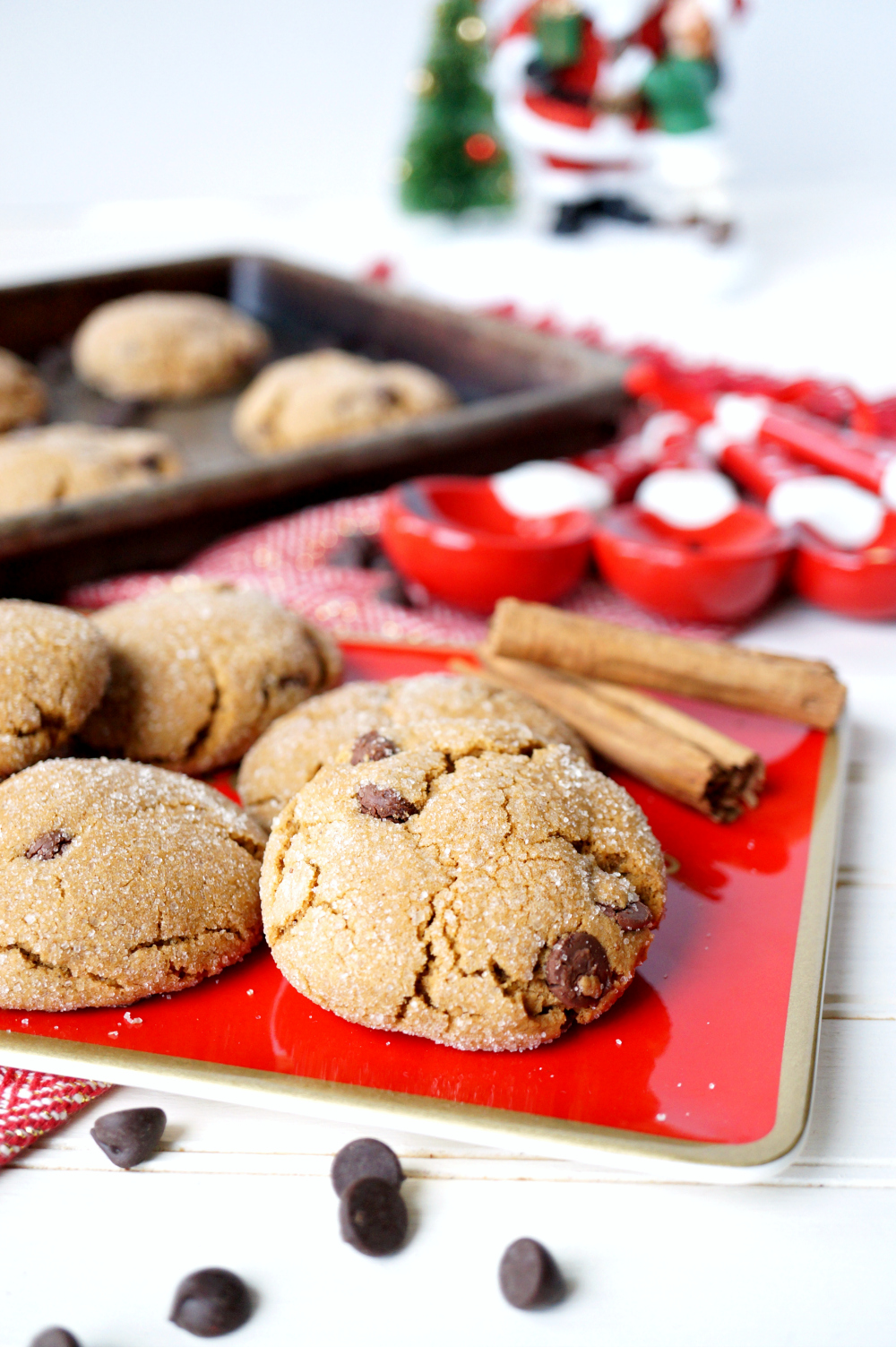 vegan chocolate chip molasses crinkles cookies | The Baking Fairy