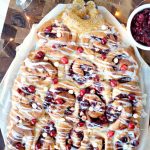 vegan pull-apart cranberry eggnog rolls | The Baking Fairy