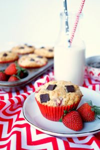 strawberry dark chocolate chunk muffins | The Baking Fairy