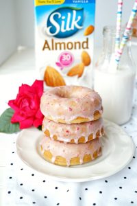 baked vanilla donuts with strawberry glaze {vegan/soy-free} | The Baking Fairy