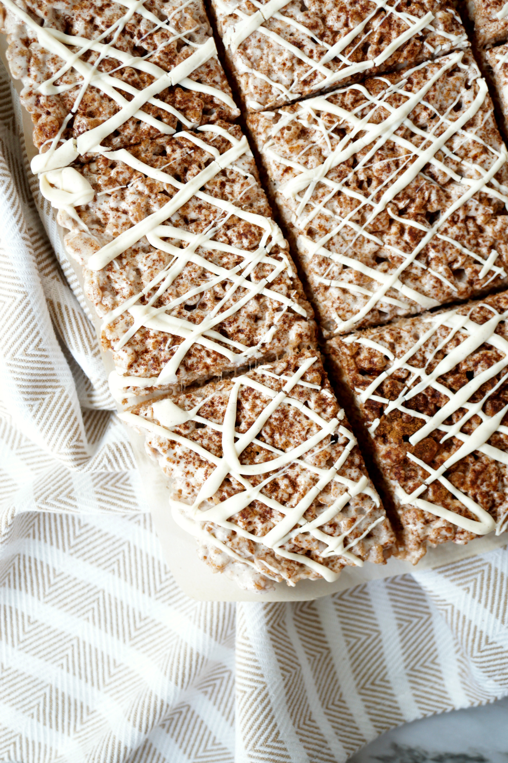 cinnamon roll rice krispie treats | The Baking Fairy