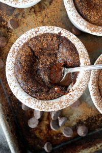 super easy vegan molten chocolate cakes {with cake mix!} | The Baking Fairy