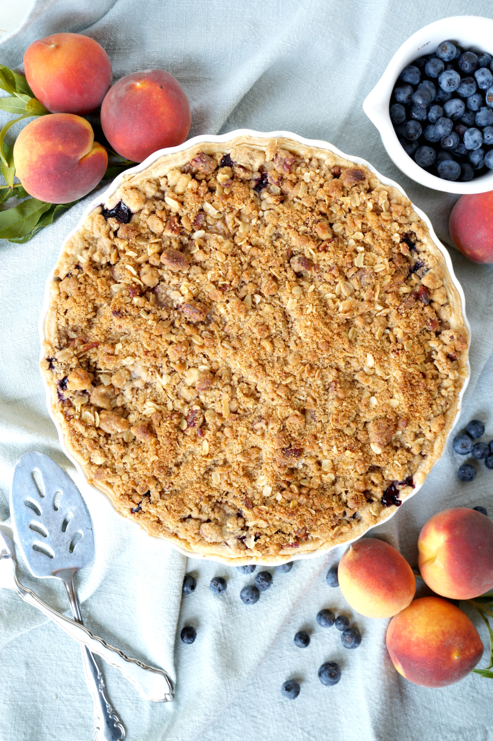 blueberry peach pie with pecan streusel | The Baking Fairy