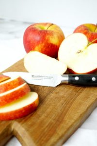 apple cinnamon layer cake with brown butter streusel #AppleWeek | The Baking Fairy