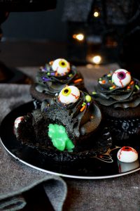 black chocolate cupcakes with slime filling #HalloweenTreatsWeek | The Baking Fairy