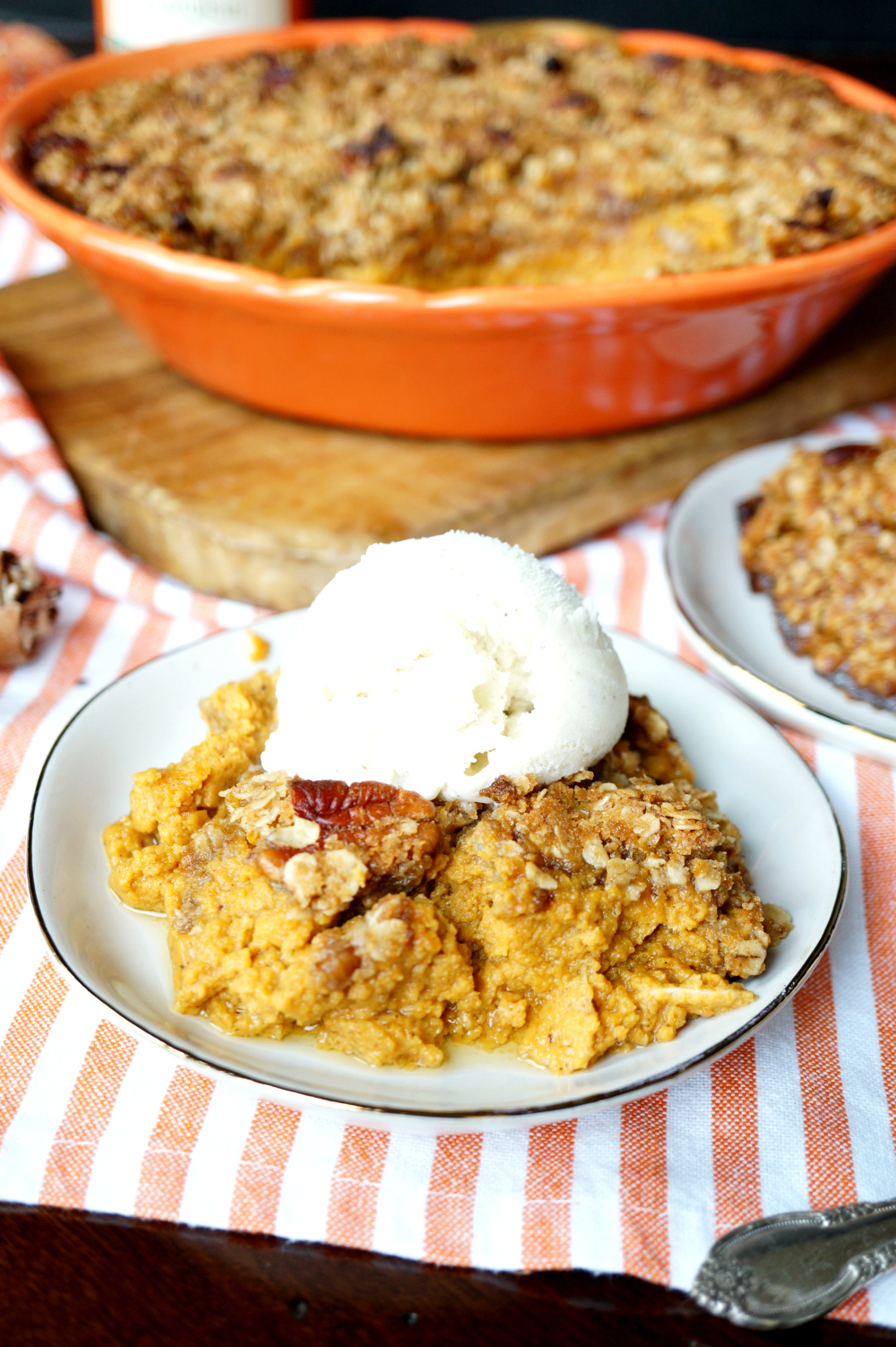 easy pumpkin cobbler with brown butter streusel | The Baking Fairy