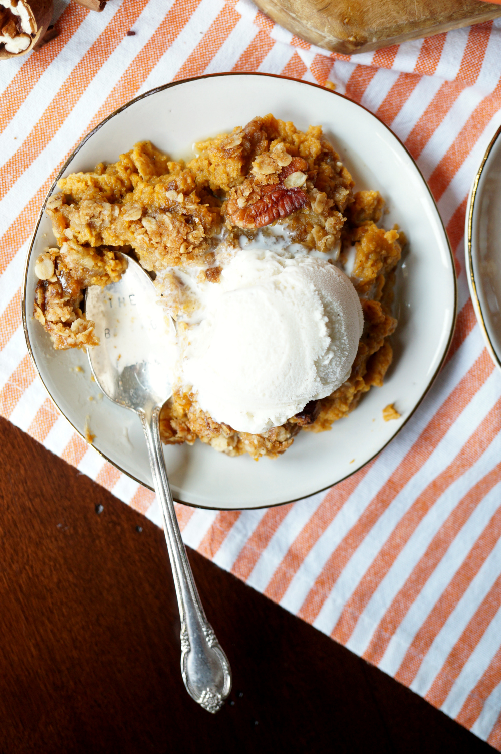 easy pumpkin cobbler with brown butter streusel | The Baking Fairy