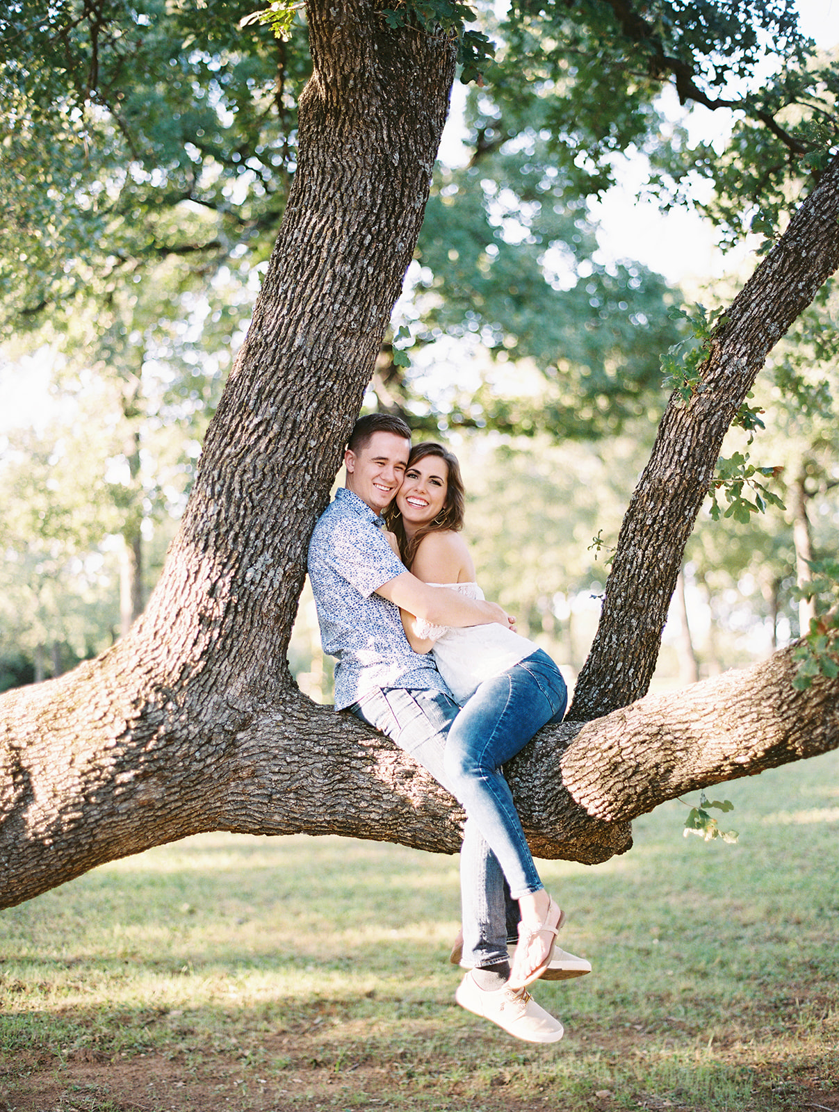 tips for taking your best engagement photos | The Baking Fairy