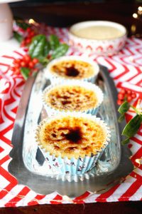 creme brûlée mini cheesecakes | The Baking Fairy #ad #PhillyMakesTheHolidays #ItMustBePhilly #RecipeShare @spreadphilly