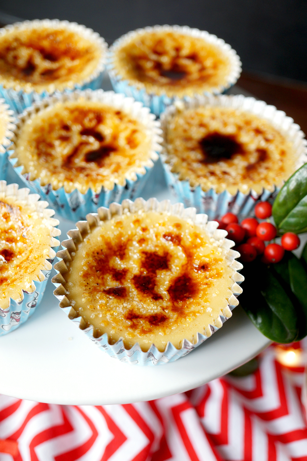 creme brûlée mini cheesecakes | The Baking Fairy #ad #PhillyMakesTheHolidays #ItMustBePhilly #RecipeShare @spreadphilly