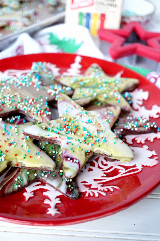 spiced chocolate cutout cookies with marble glaze | The Baking Fairy #ChristmasCookiesWeek