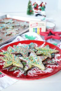 spiced chocolate cutout cookies with marble glaze | The Baking Fairy #ChristmasCookiesWeek