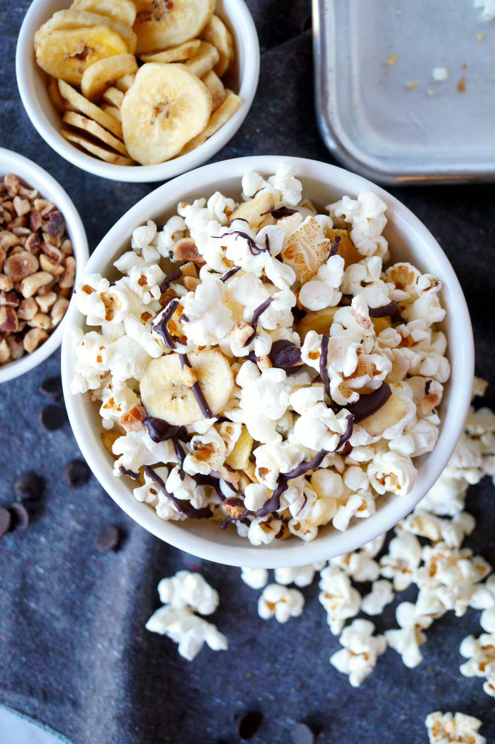 banana, hazelnut, and dark chocolate popcorn snack mix | The Baking Fairy #NewYearLessEvil #ad