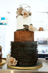 why I {as a baker!} chose NOT to make my wedding cake | The Baking Fairy