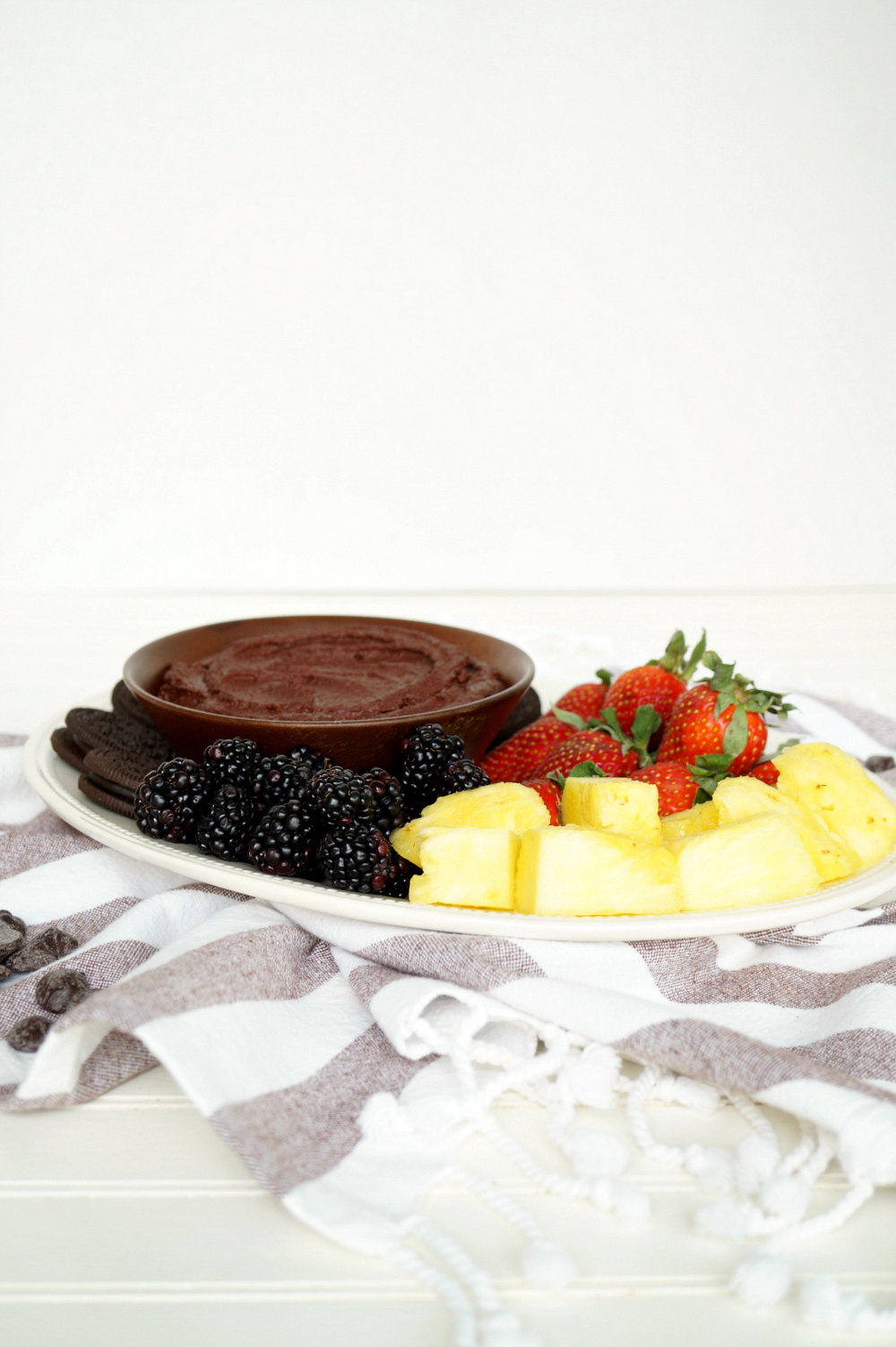 chocolate peanut butter dessert hummus | The Baking Fairy