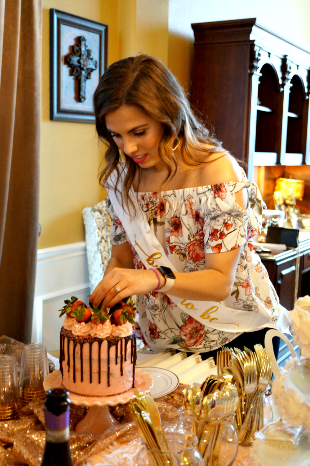 vegan chocolate covered strawberry cake & bridal shower | The Baking Fairy