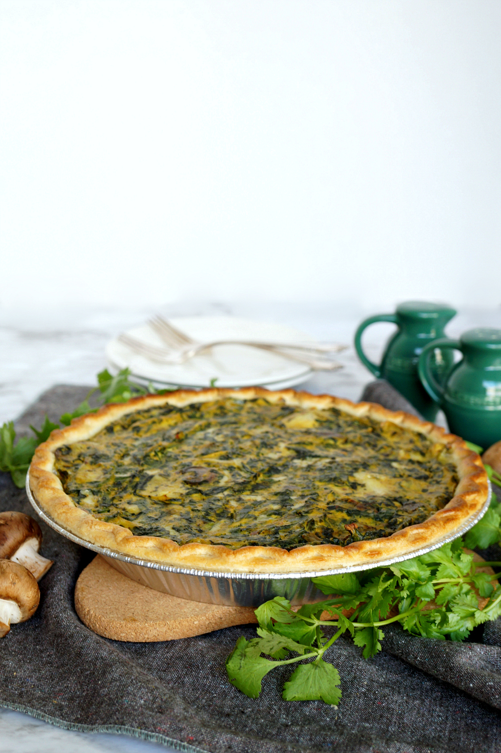 vegan spinach artichoke mushroom quiche | The Baking Fairy