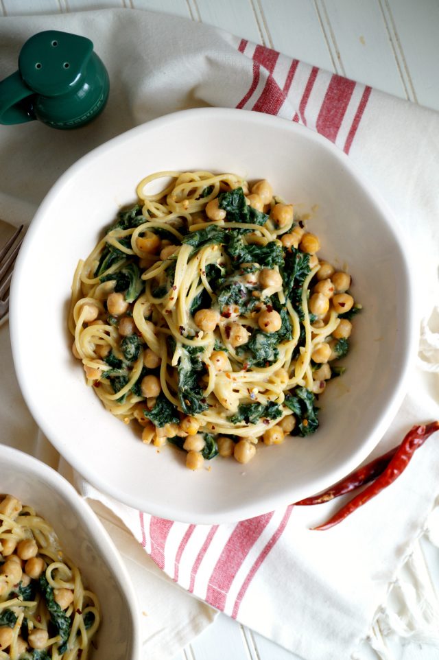 creamy vegan kale & chickpea pasta The Baking Fairy