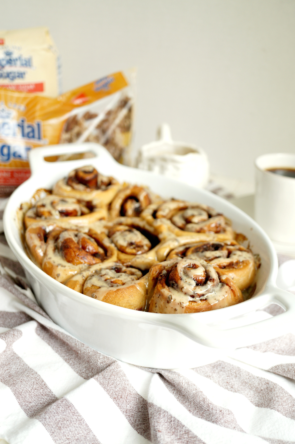vegan coffee cinnamon rolls | The Baking Fairy #ad #BrunchWeek