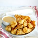 vegan chick'n nuggets with dipping sauce | The Baking Fairy