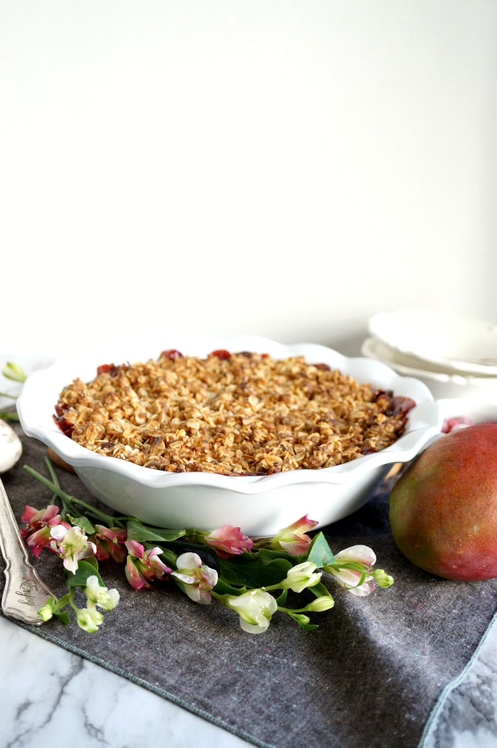 photo of mango raspberry crumble