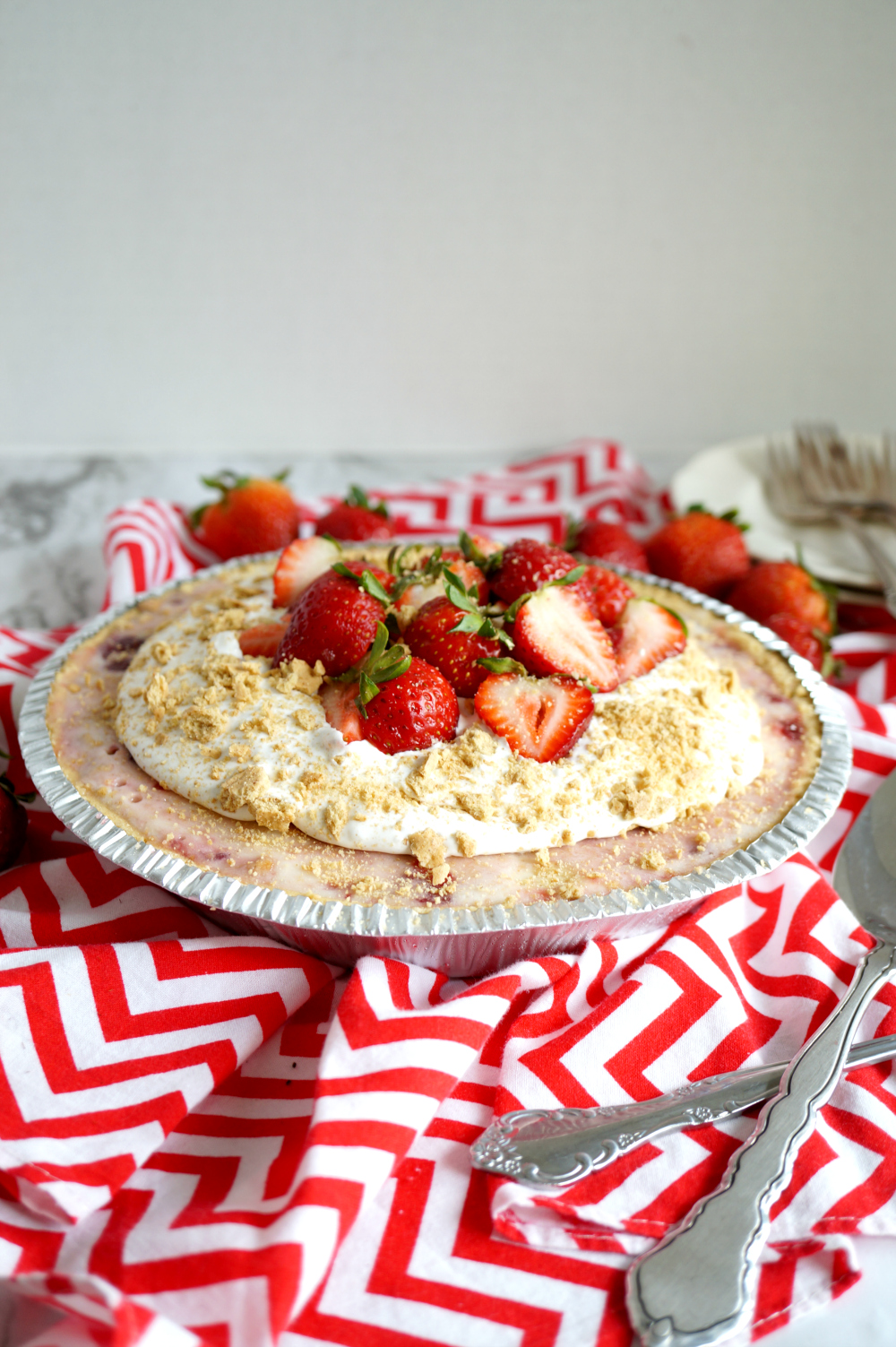 strawberry shortcake ice cream pie
