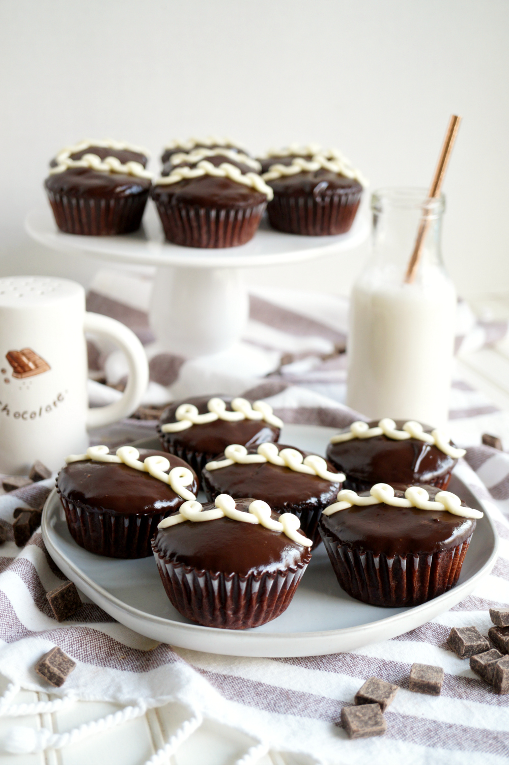 display of copycat hostess cupcakes