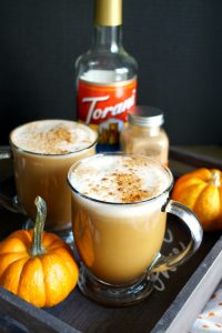 the best {and easiest} vegan pumpkin spice latte | The Baking Fairy #PumpkinWeek