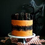 vegan Halloween cookies & cream fault line cake | The Baking Fairy #HalloweenTreatsWeek #ad